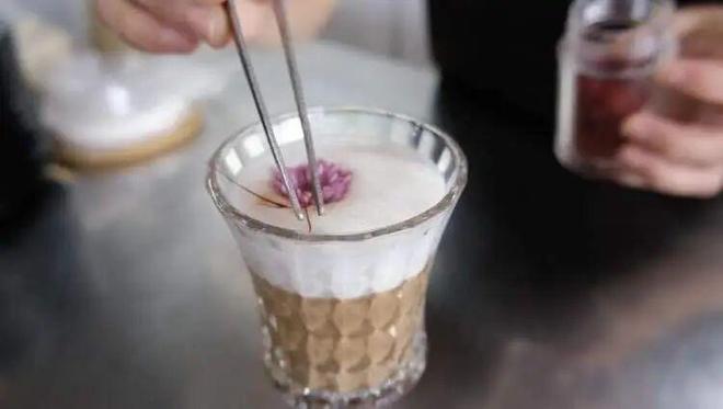 新姿势:去村里的咖啡馆“躺平”pg电子试玩网站免费解锁周末(图12) 新姿势:去村里的咖啡馆“躺平”pg电子试玩网站免费解锁周末(图12)